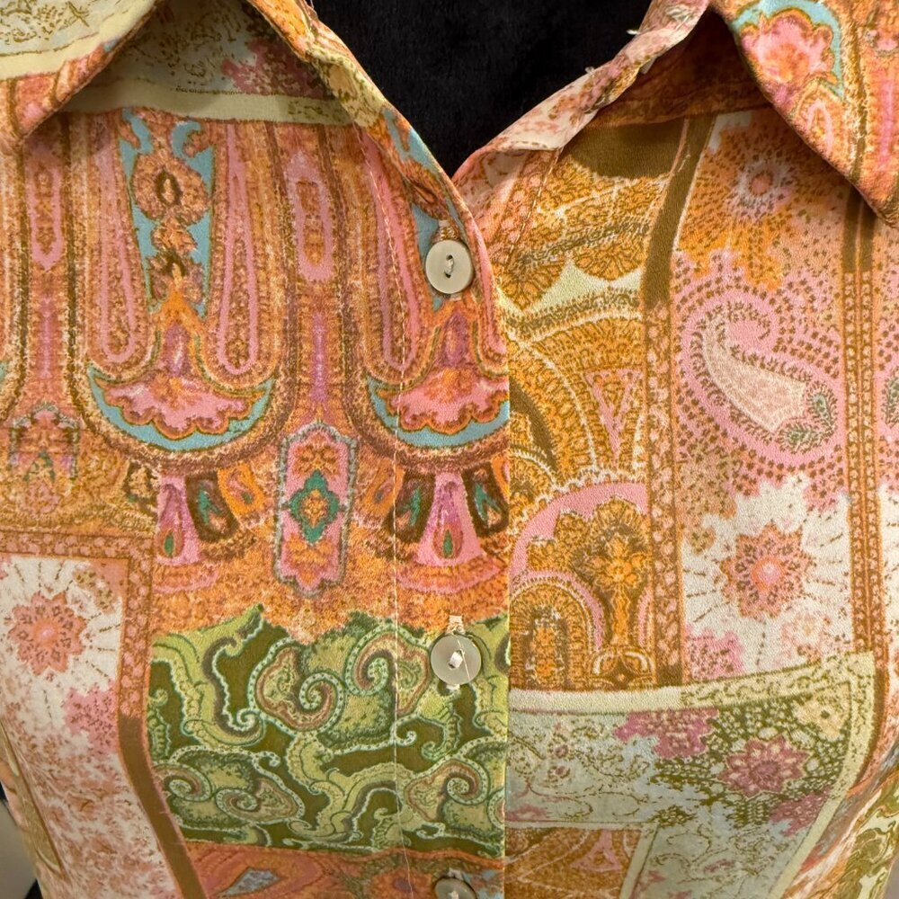 Rose & Olive Patchwork Paisley Button-Down Blouse Size L - Picture 2 of 6